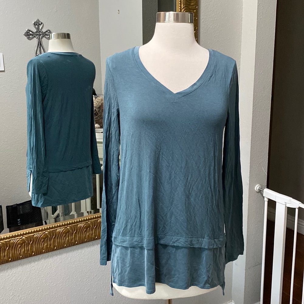 Cynthia Rowley Medium Lightweight Longsleeve Shirt